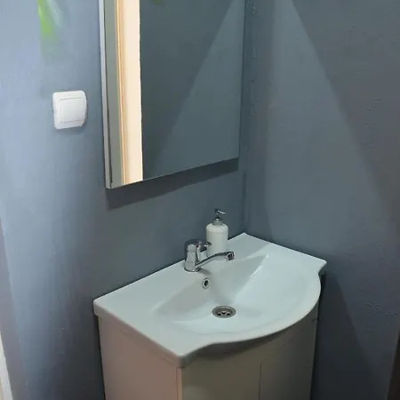 Park Apartment